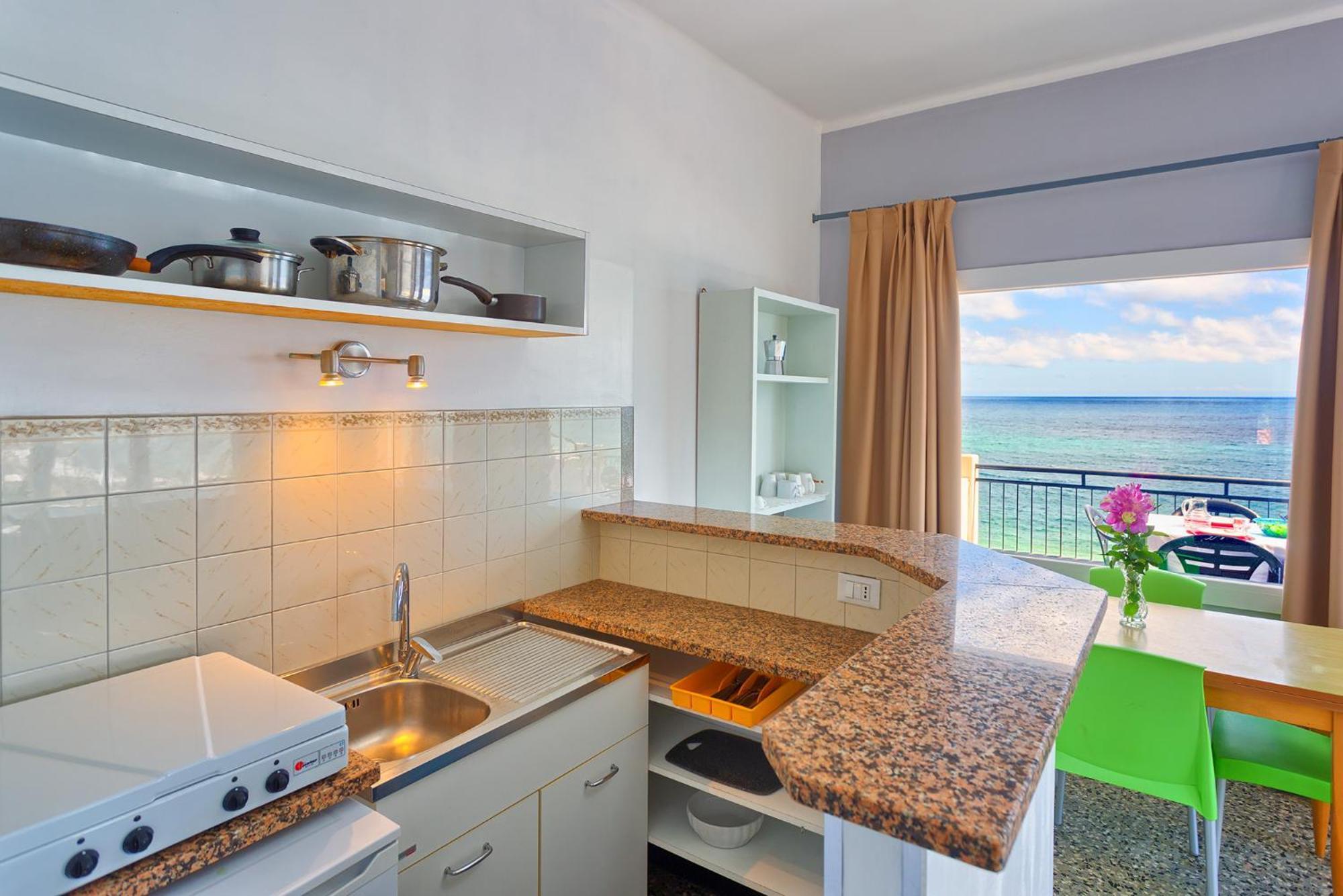 Blue Beach Aparthotel 2*